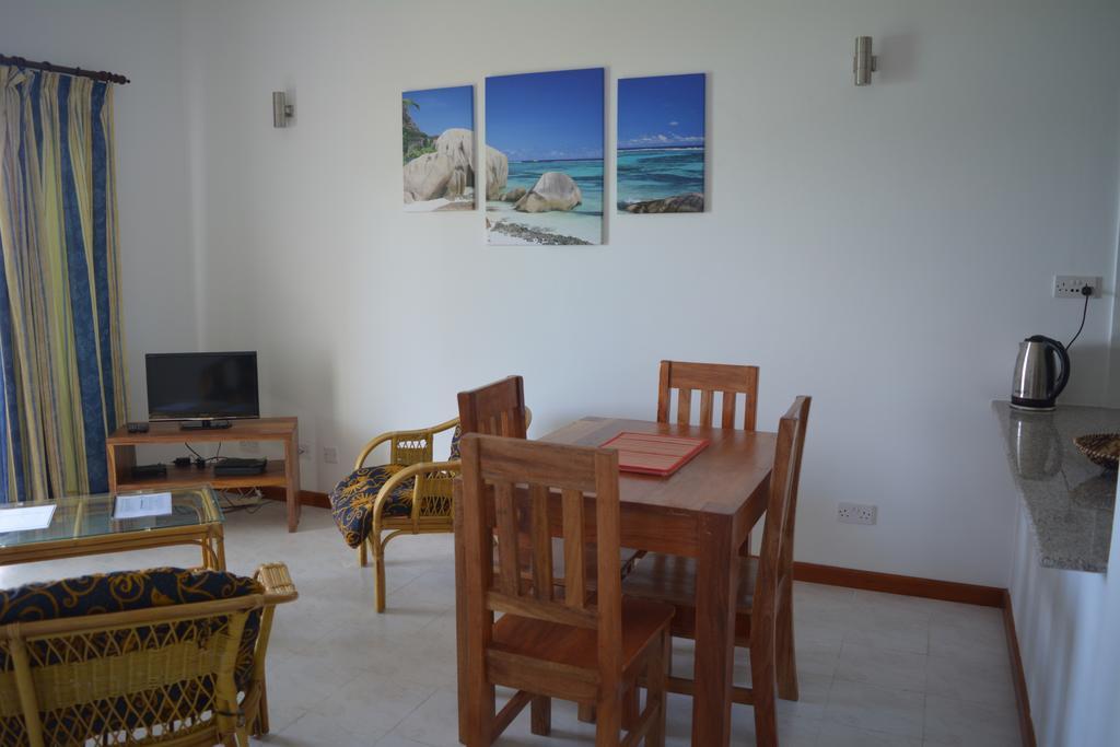 Manfiyo Guest House Anse Boileau Екстер'єр фото